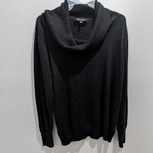 Black Women's Loose Turtleneck Normcore Minimalist Closet Essential Eclectic